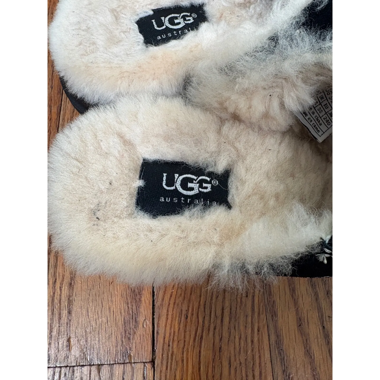 UGG Australia 5457 Black Suede Sheepskin Lined Clog Mule Shoes Women Size 7 - Image 6