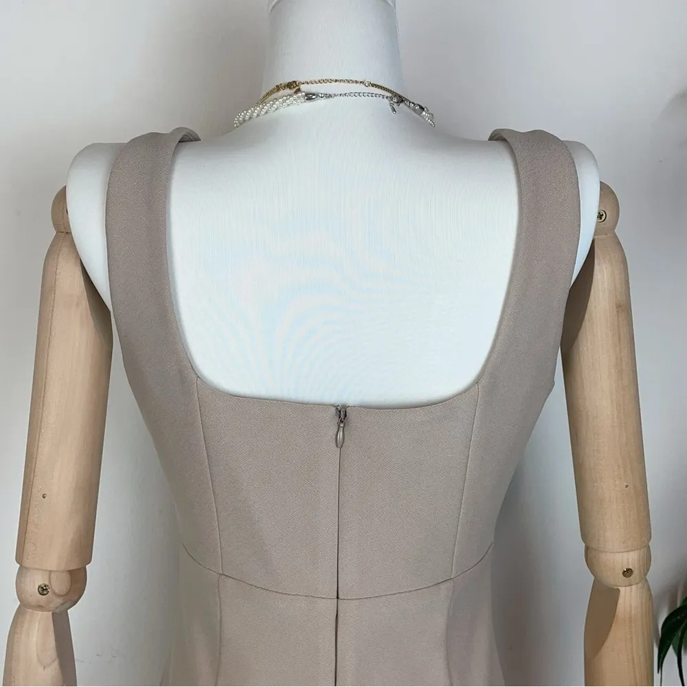 Elliatt Gazette Sweetheart Neckline Mini Dress Mocha Nude Size Small NWT - Image 6