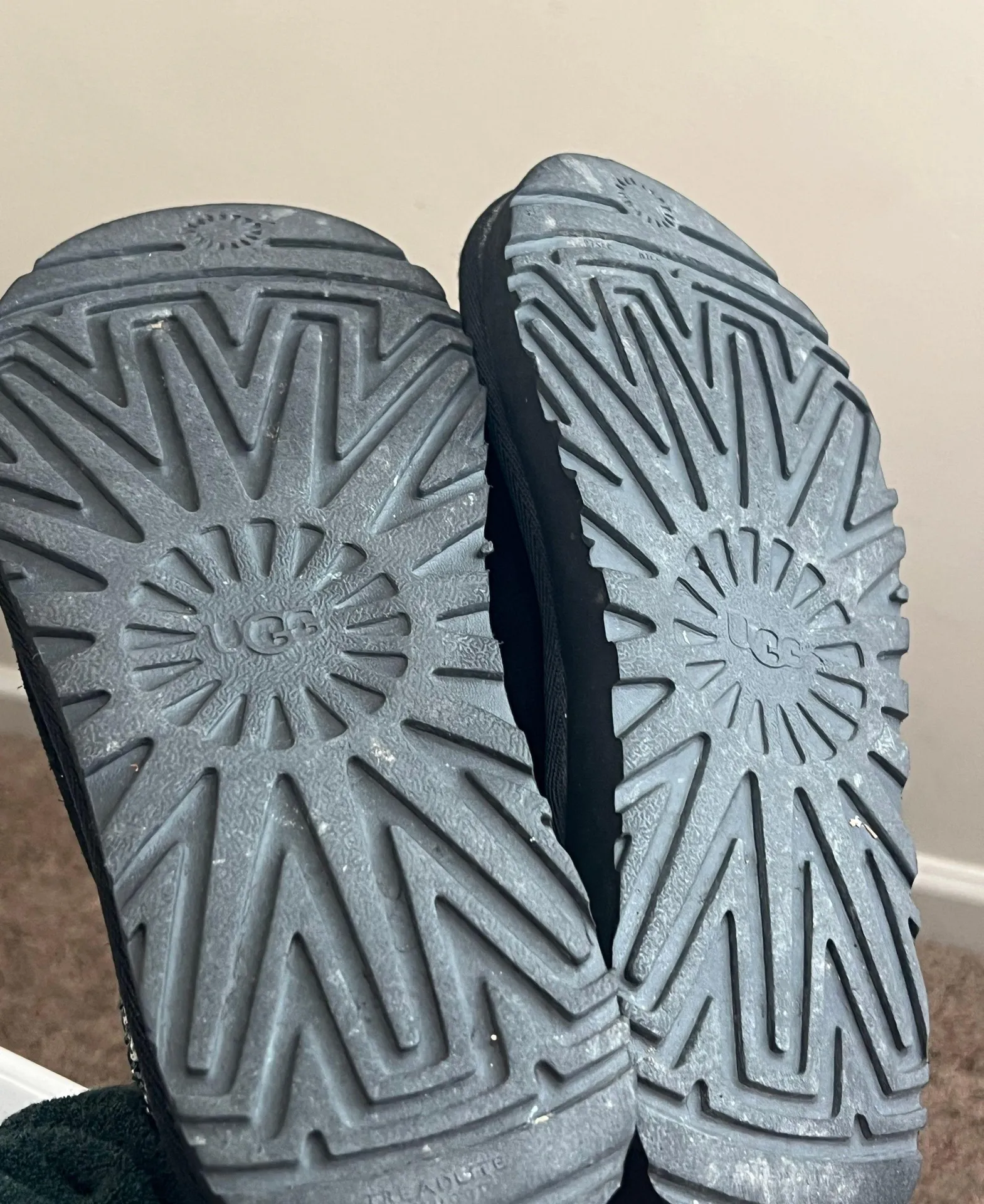 UGG Tasman  Slippers - Image 6