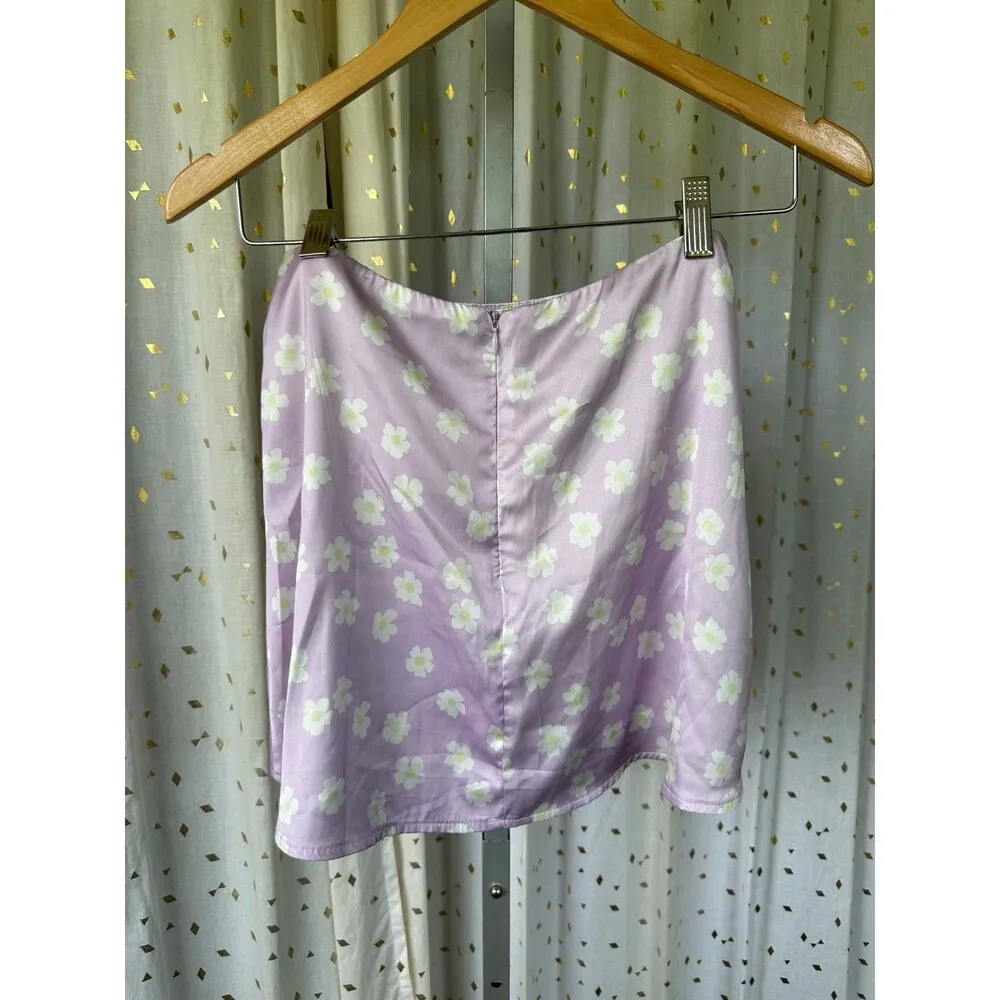 Princess Polly Olton Lilac Floral Back Zip Silky A Line Skater Mini Skirt 4 - Image 4