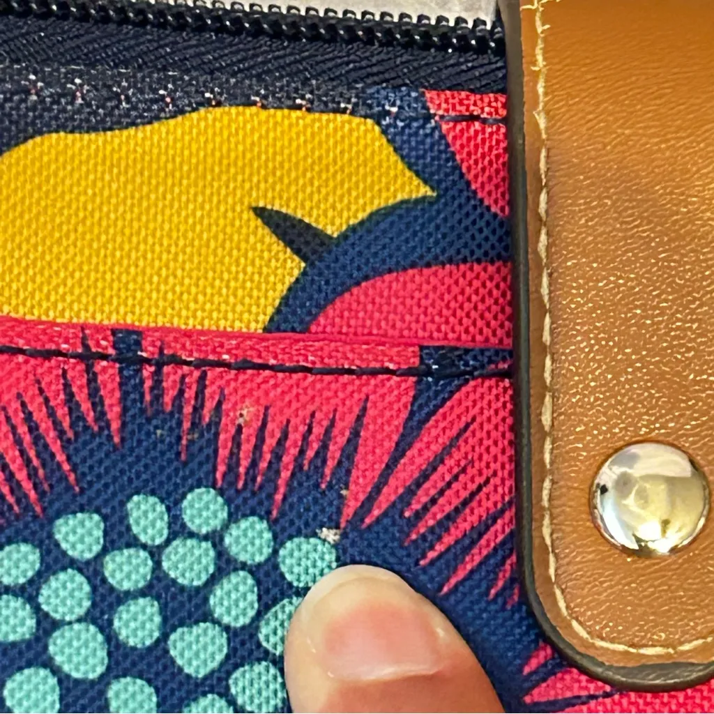 Lily Bloom Multicolor Floral Wallet with Faux Leather Strap Closure - Image 7