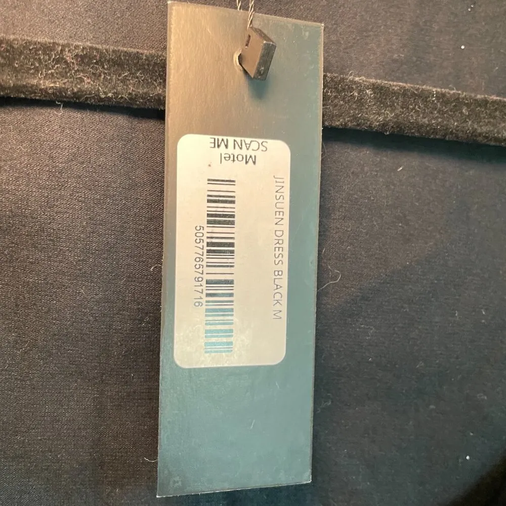 Motel Dress Jinsuen Size Medium Black Mini Classic Little Black Dress - Image 4