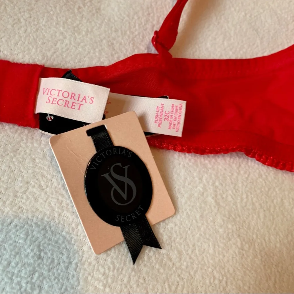 NWT VS Designer Shimmer Lace Bling Pushup Bra, 32C - Image 8