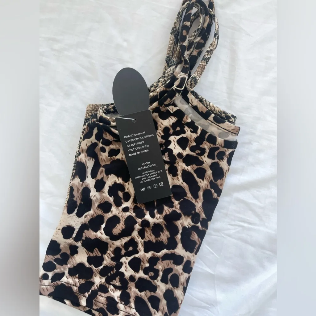 NWT 2 CROP TOPS WITH LEOPARD AND SNAKE PRINT S Brown - Image 7