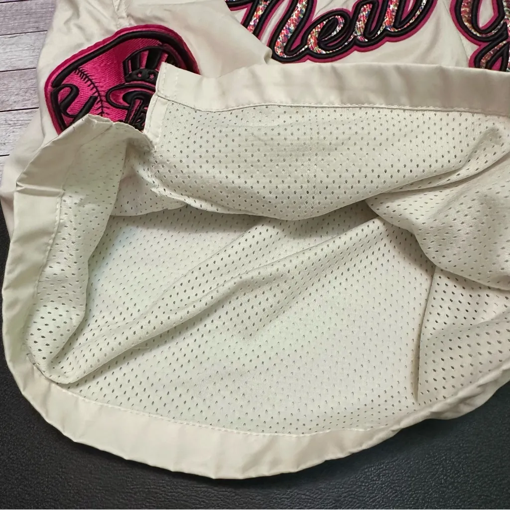 New York Yankees Women's Shorts size L Pink Size L - Image 10