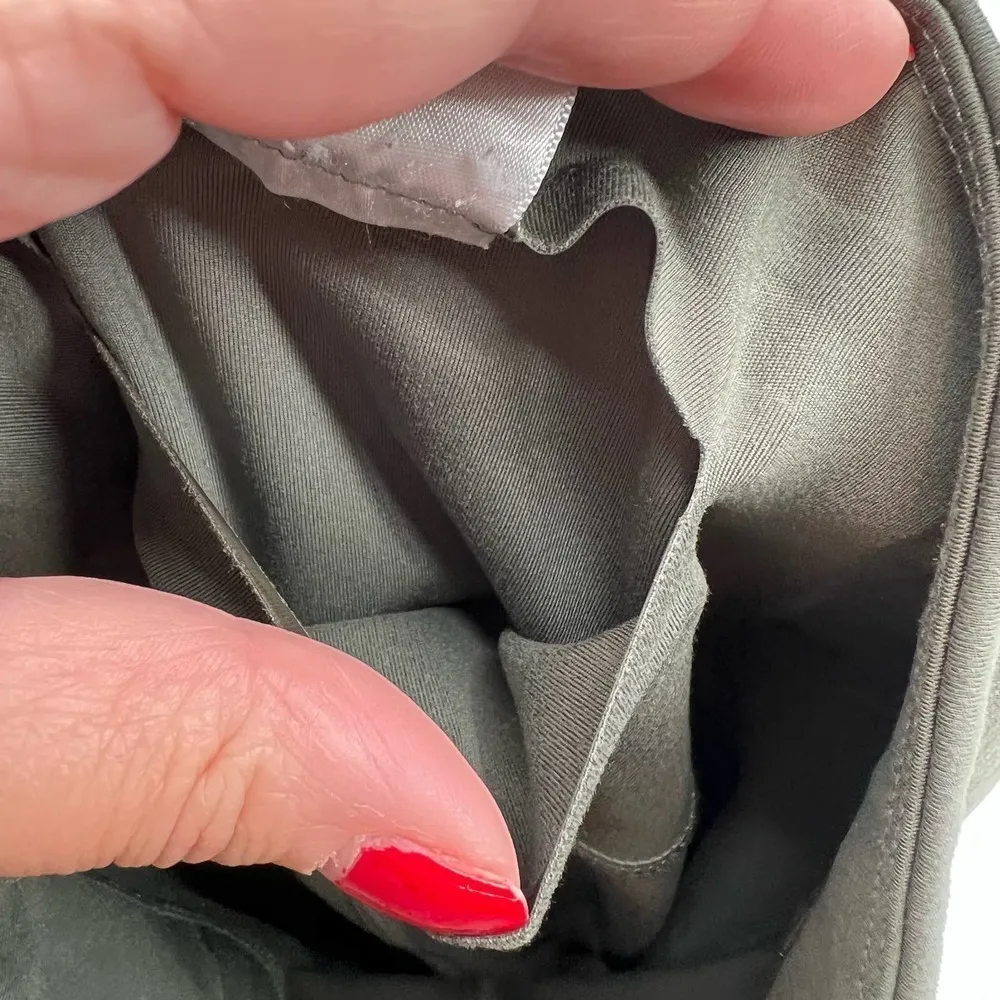 Girlfriend collective green Compressive High-Rise Legging style 4008 size small - Image 9