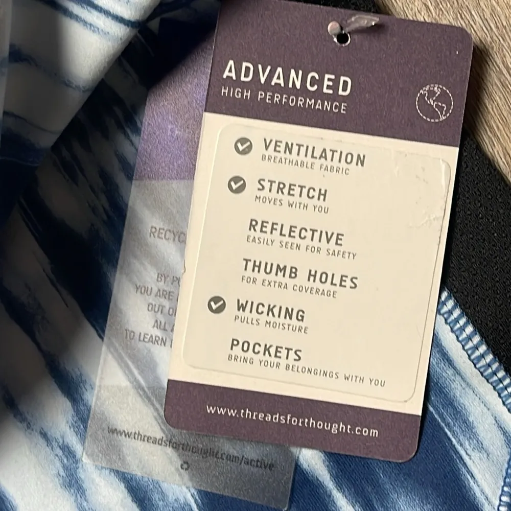 Threads 4 Thought Cropped Tie Dye Leggings Size Small - Image 8