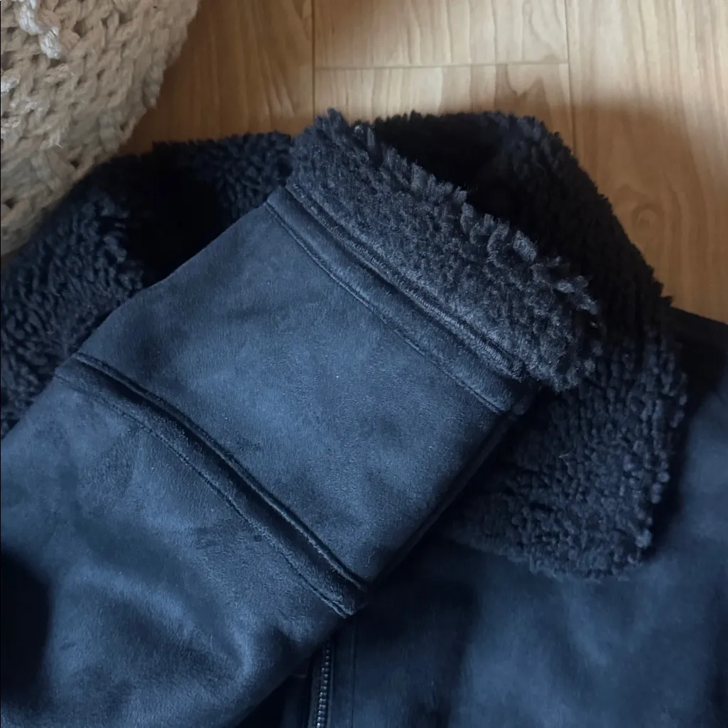 ALO Faux Shearling Grand Jacket - Image 3