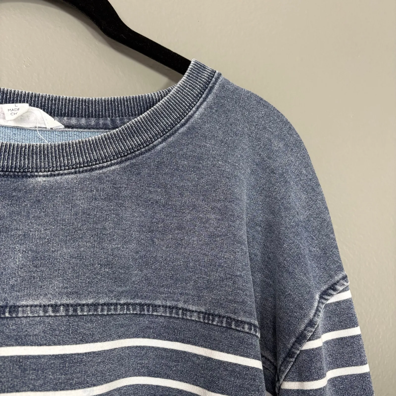 Jane + Delancey Women's Blue Chambray Striped Sweatshirt - Size Large - Boxy Fit - Image 2