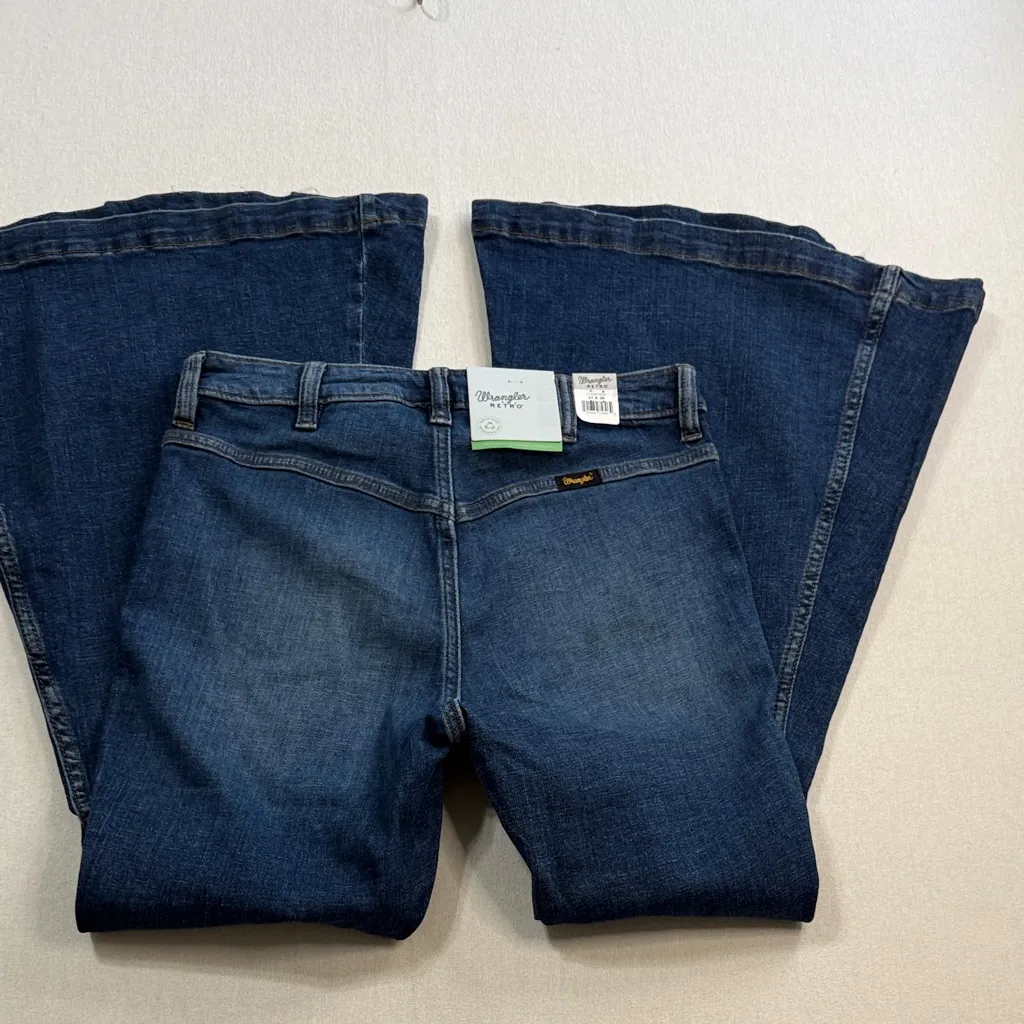 Wrangler Women's Dark Blue Flare Jeans - Image 5