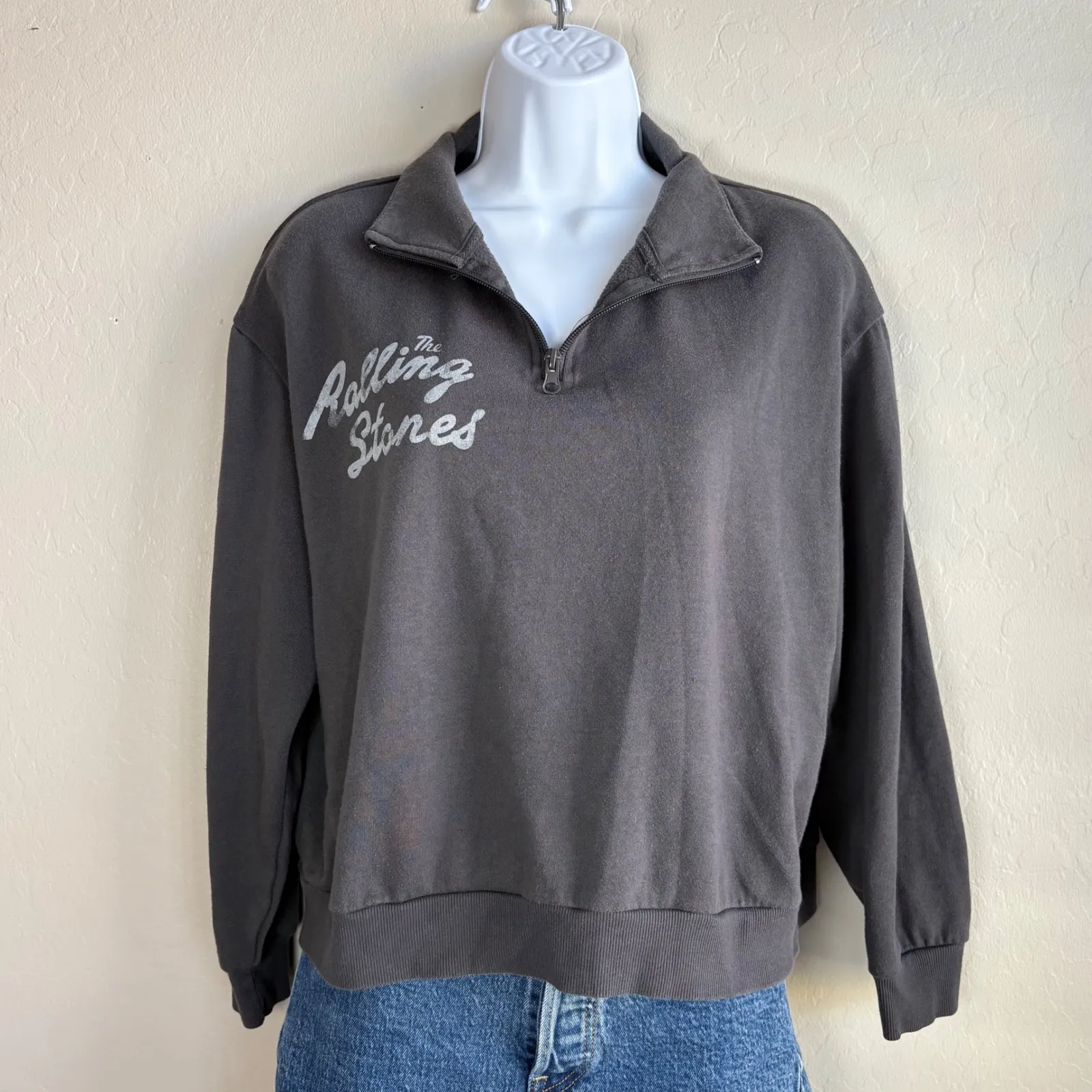 The Rolling Stones Womens Sweatshirt Medium 1/4 Zip‎ Graphic Pullover - Image 2