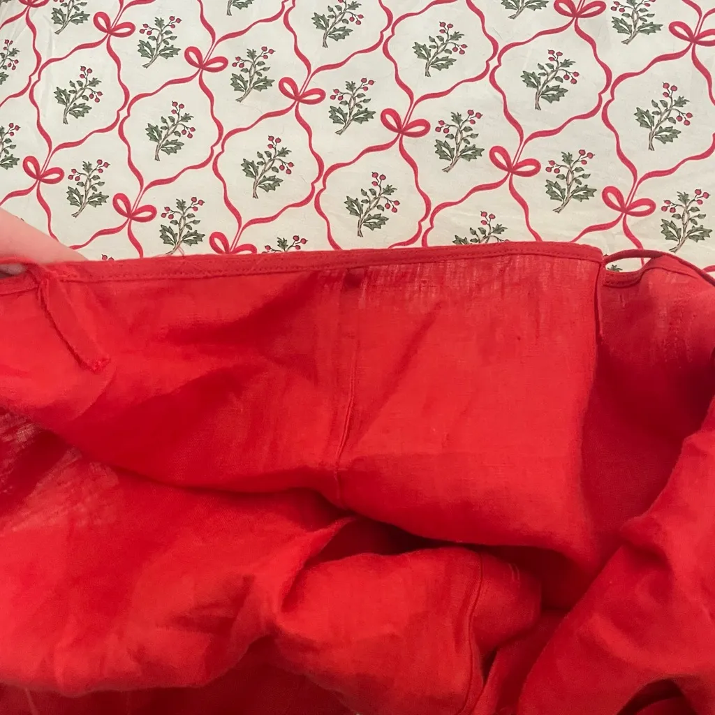 Max Mara  Linen Sleeveless Tie Button Down Tank Top - Image 3