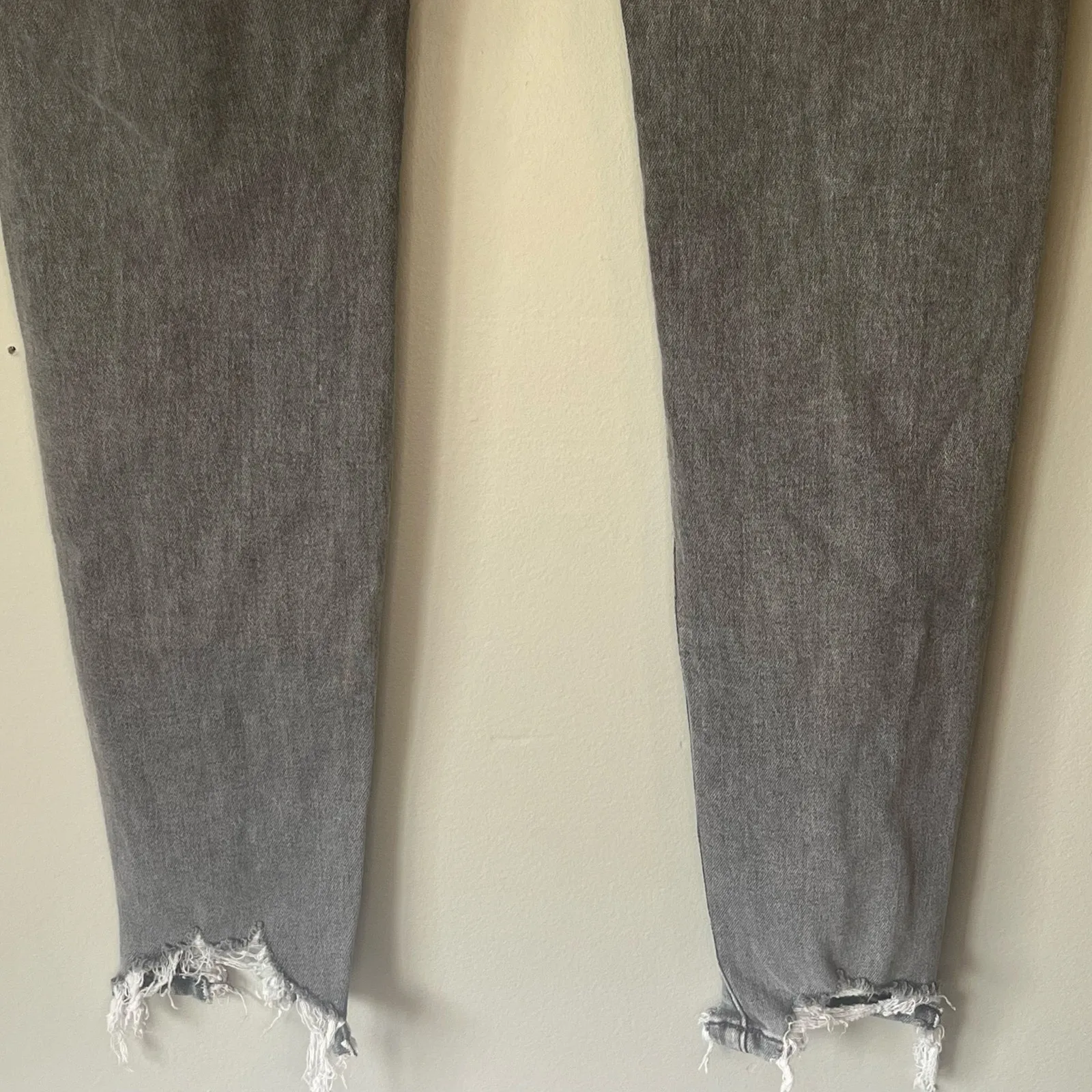 American Eagle Gray Next Level Stretch Super High Rise Jean Jegging Size 4 Short - Image 12