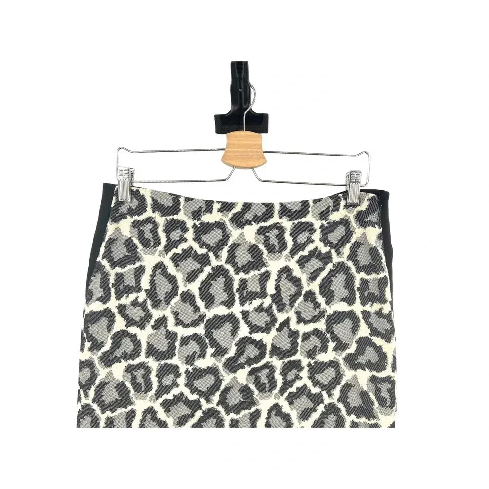 Diane Von Furstenberg Emma Leopard Print Pencil‎ Skirt Black Size 12 - Image 4