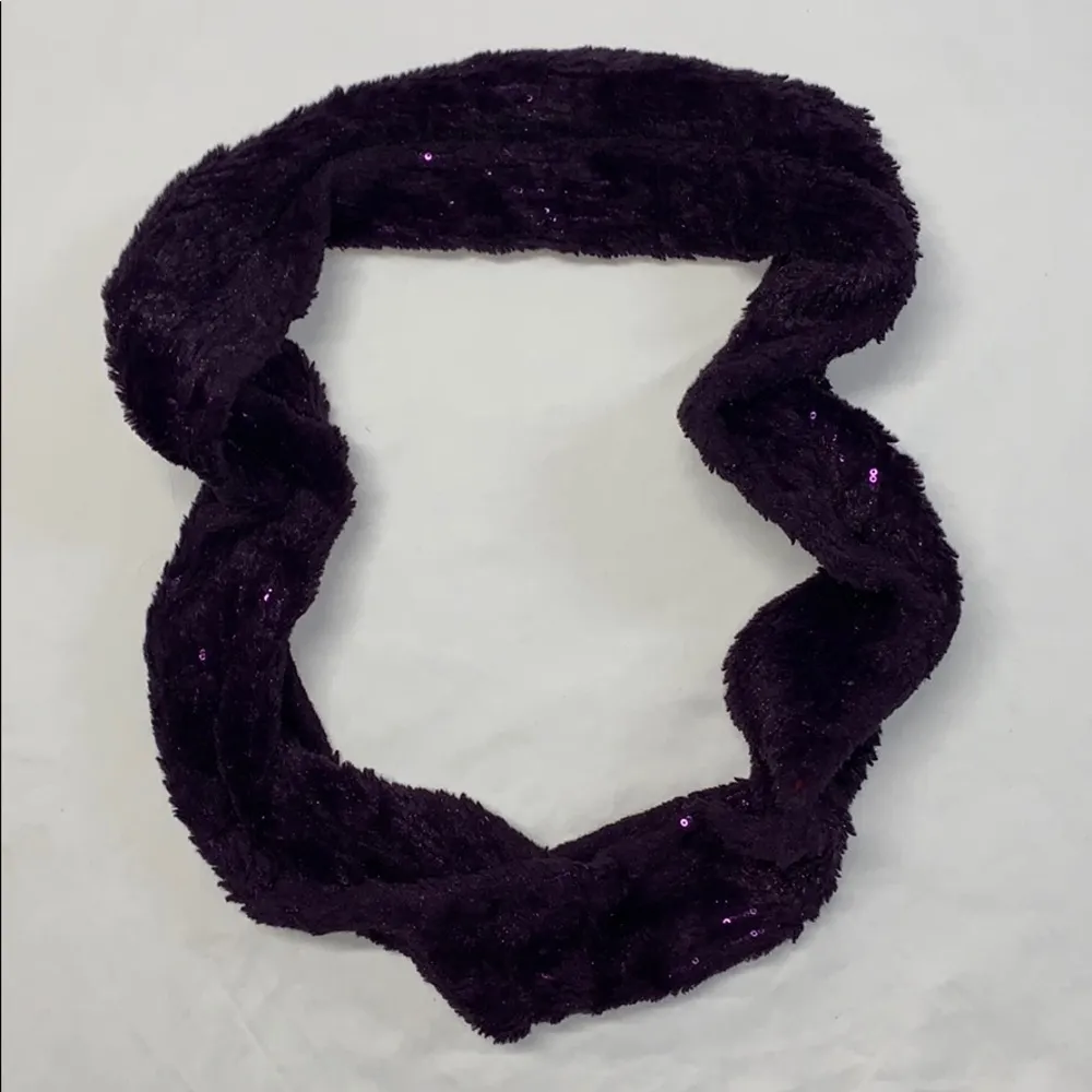 Soft Purple Infinity Scarf - Image 3