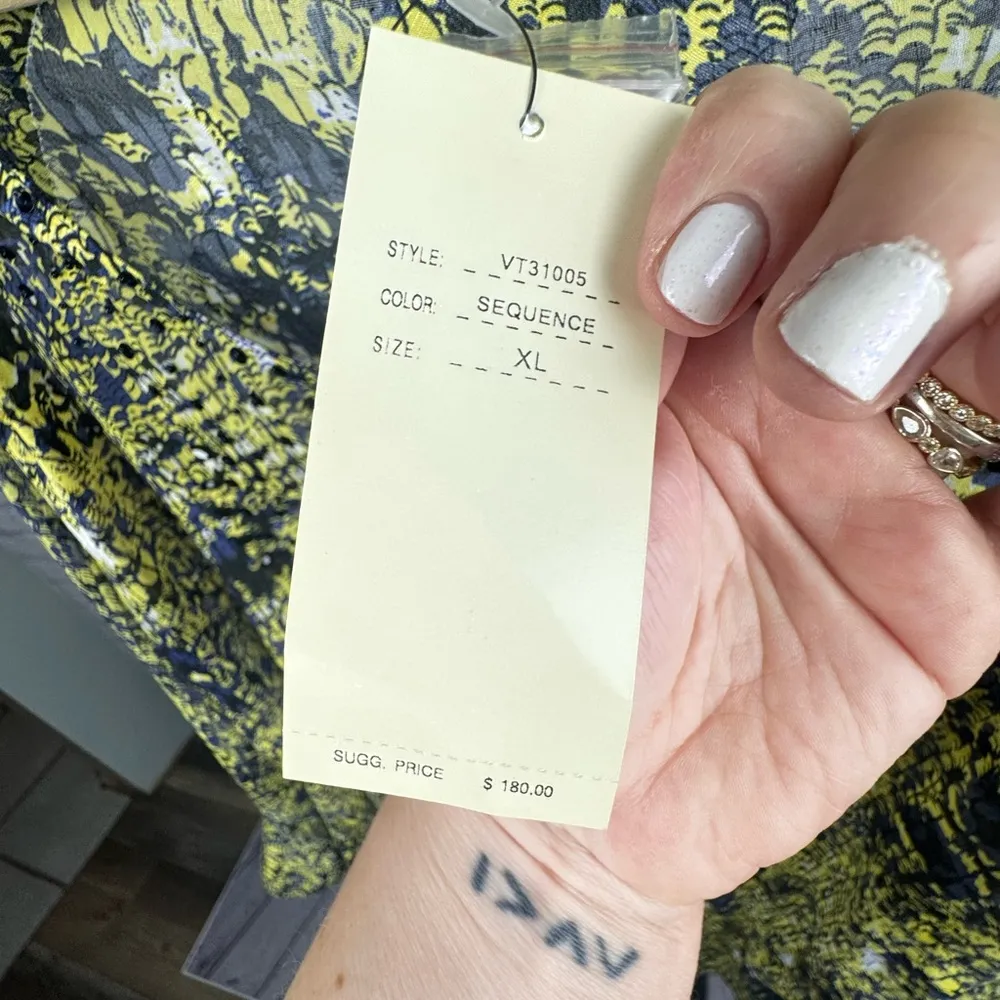 Vertigo Paris Tunic with Beads and Sequins NEW! Size XL - Image 9