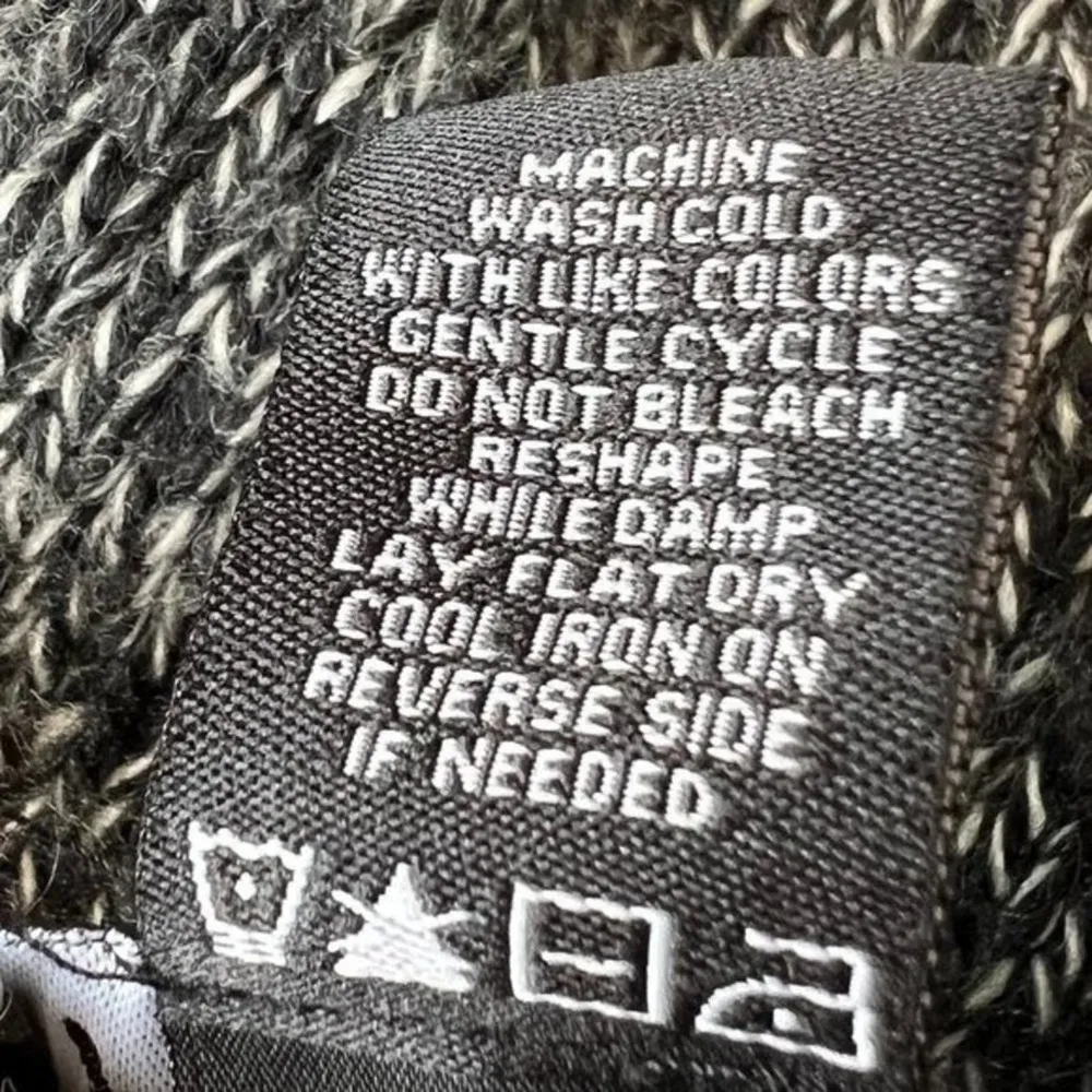 Frazzle Women's Pancho One Size Pull Over Sweater Tan Grey Size M - Image 5