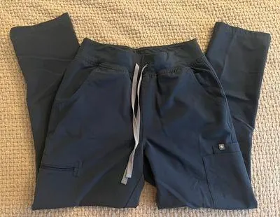 FIGS Dark Harbor Scrub Set - Image 7