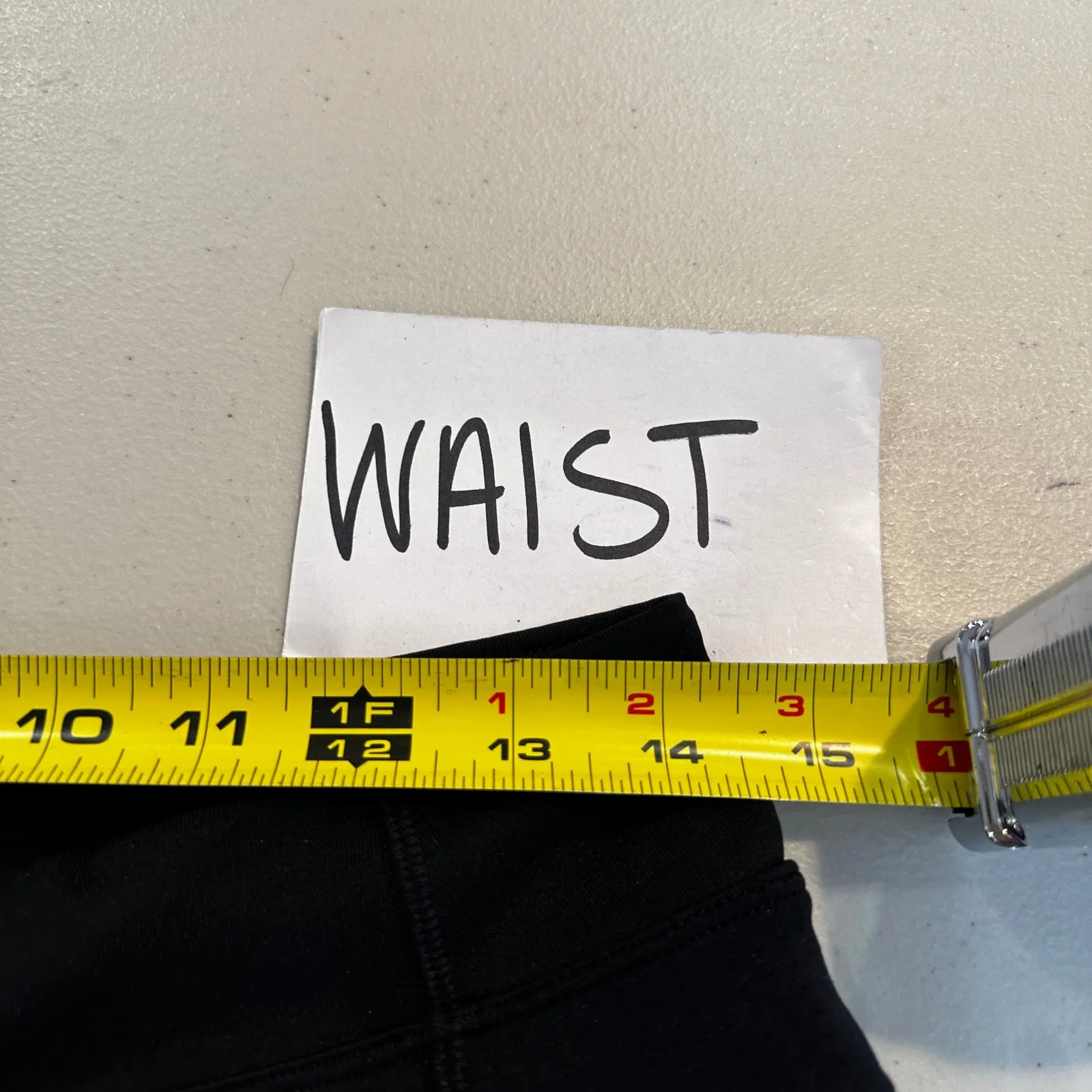 Under Armour Women Black Running Shorts Athletic Workout Performance Size Medium - Image 6