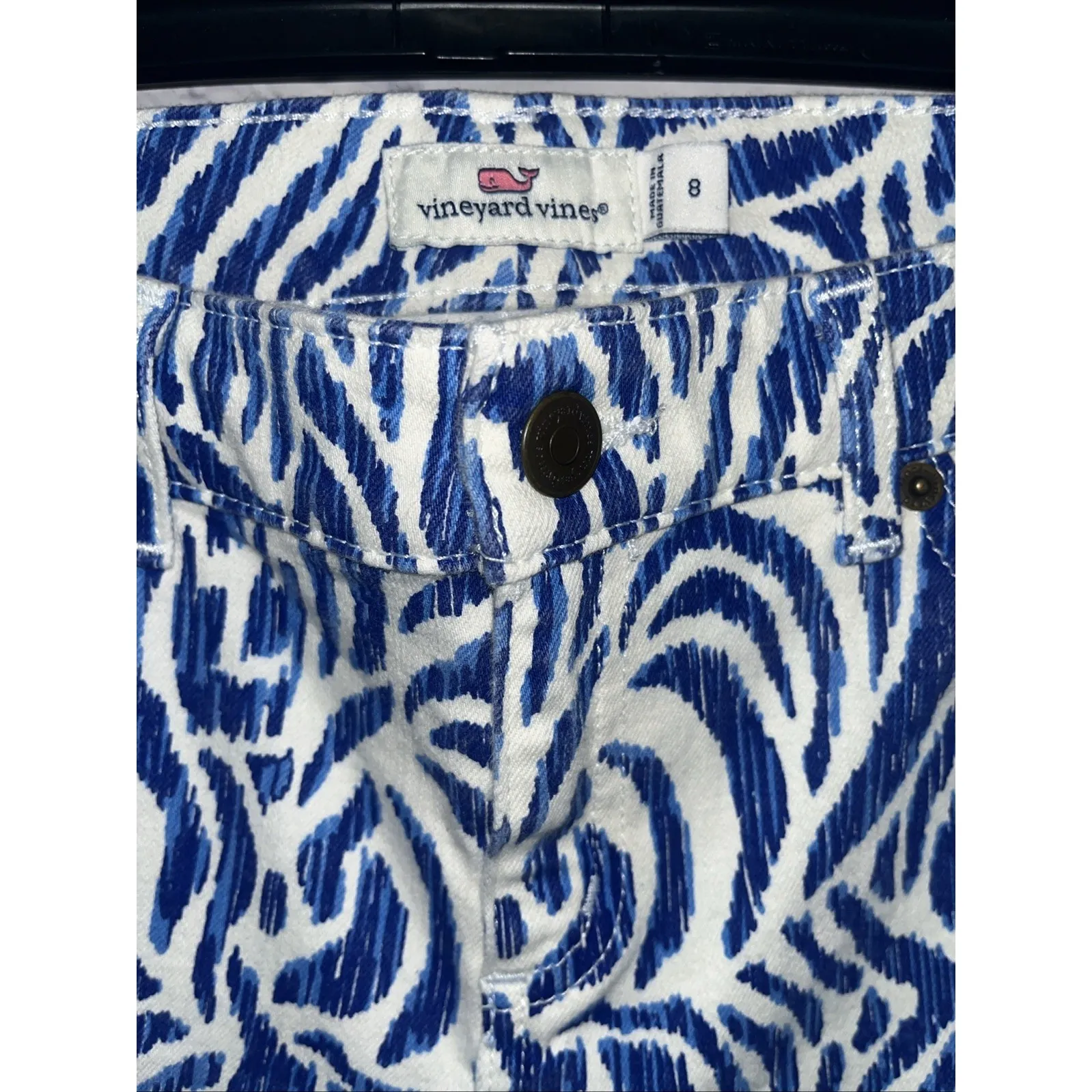 Vineyard Vines Women's Nautical Zebra Print Mid-Rise  Jeans Size 8 - Image 3