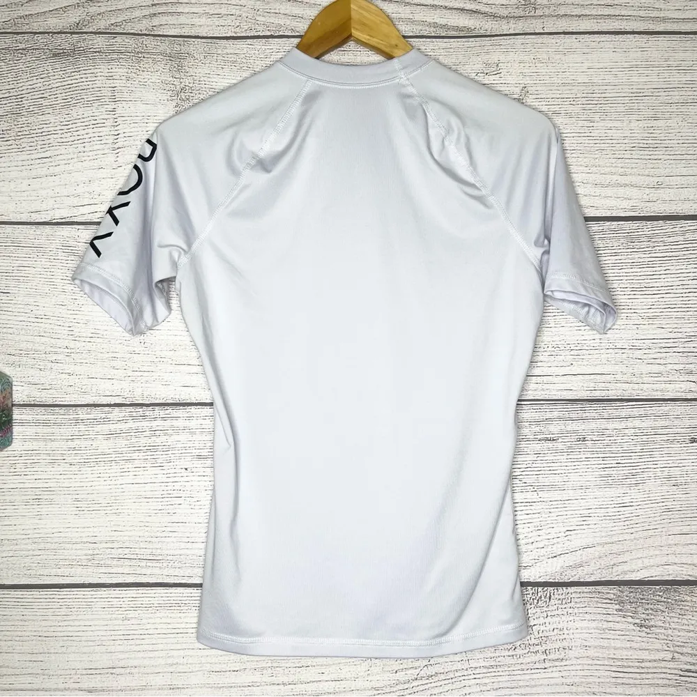 Roxy White Whole Hearted Short Sleeve Rash Guard Sun Beach T-Shirt Size Large - Image 6