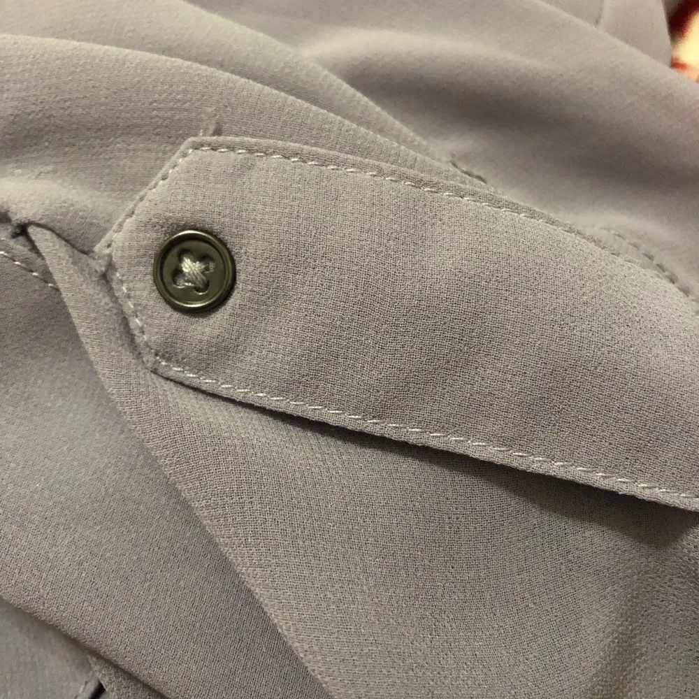 NWT ANTHROPOLOGIE SILENCE + NOISE Button Down Shirt Size M - Image 5