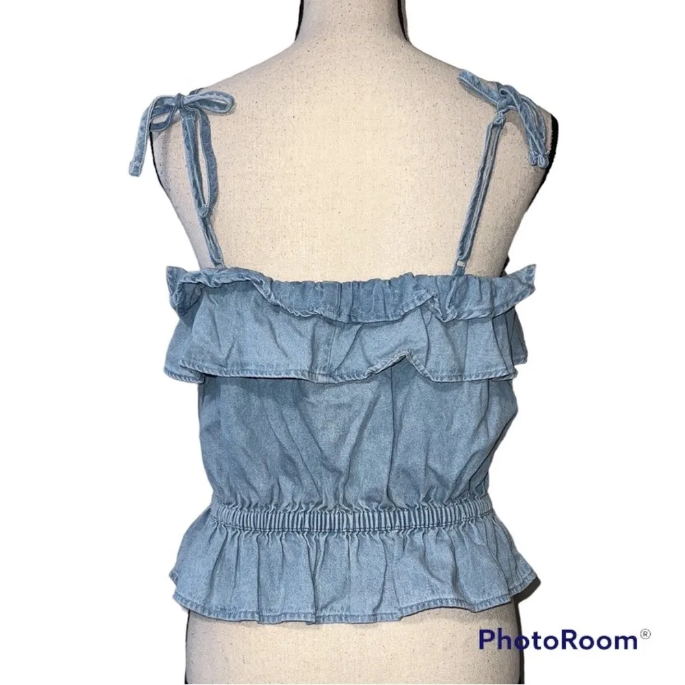 AMERICAN EAGLE OUTFITTERS size medium denim crop tank adjustable straps elastic - Image 3