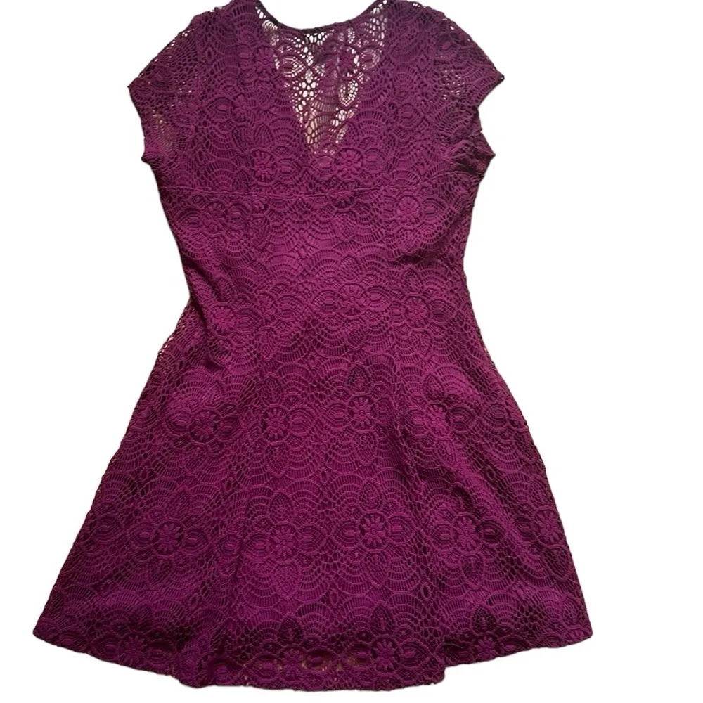 EXPRESS Burgundy Lace Dress Fit & Flare - Image 5