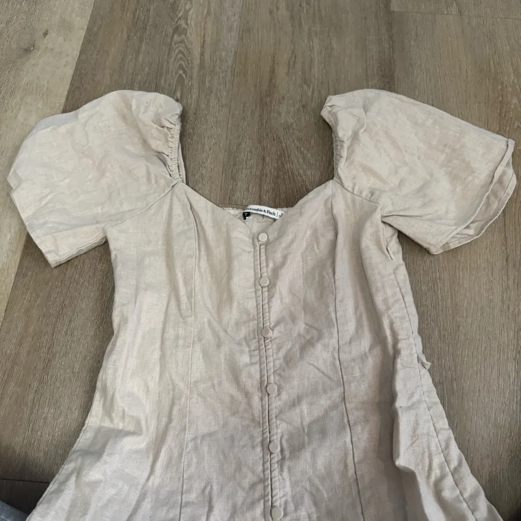 Abercrombie and Fitch Cream Button-Down Dress - Image 4