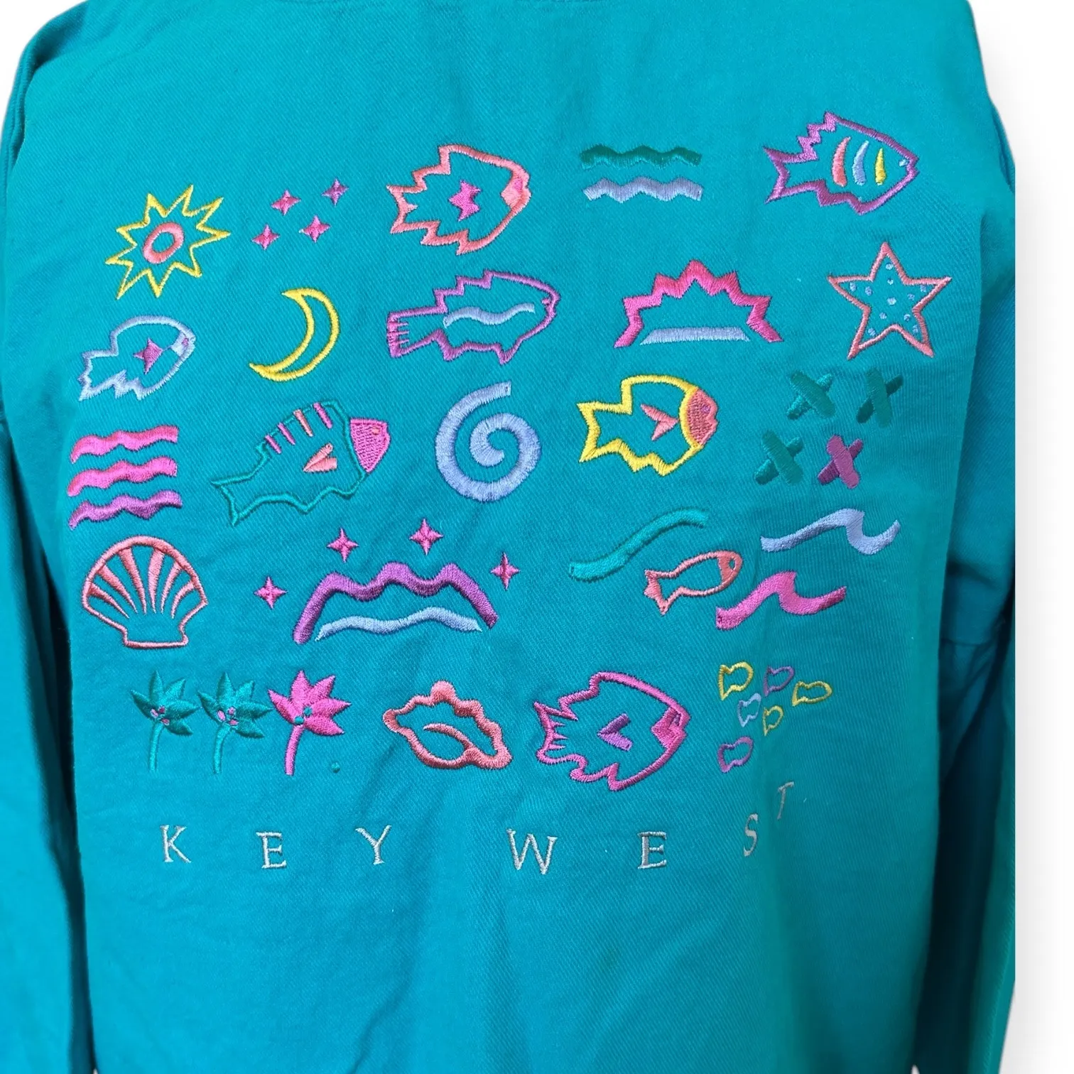 Vintage Crazy Shirts Hawaii Key West Embroidered Sweatshirt Womens M Resortwear Blue Size M - Image 4