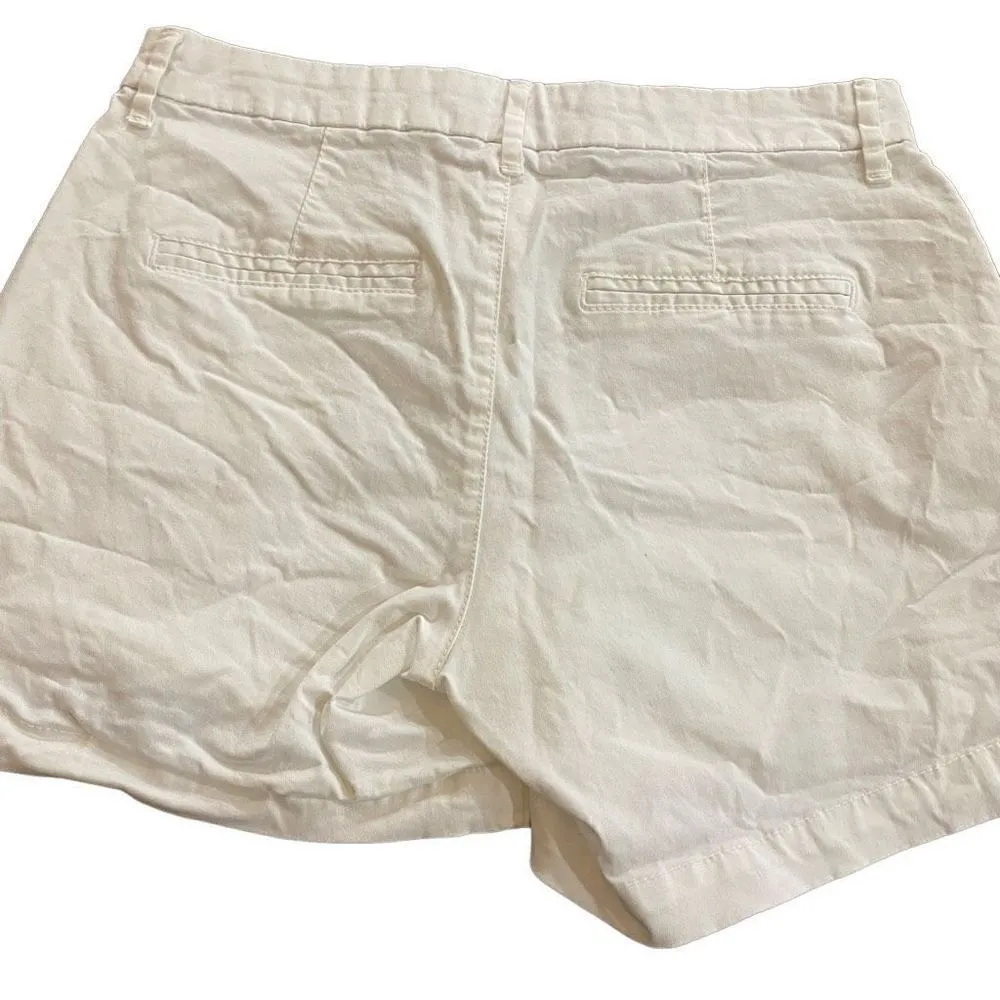 Old Navy every day white short size 4 - Image 3