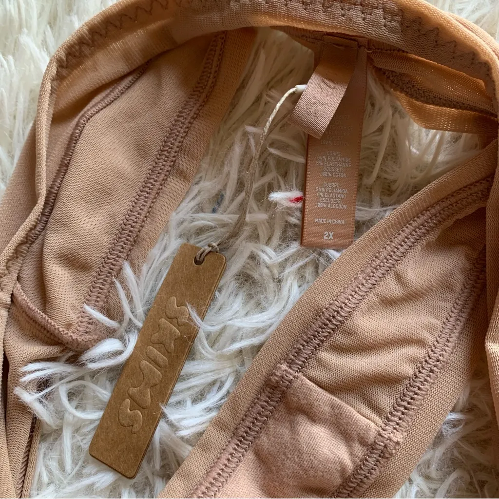 Skims NEW with tags - Image 4