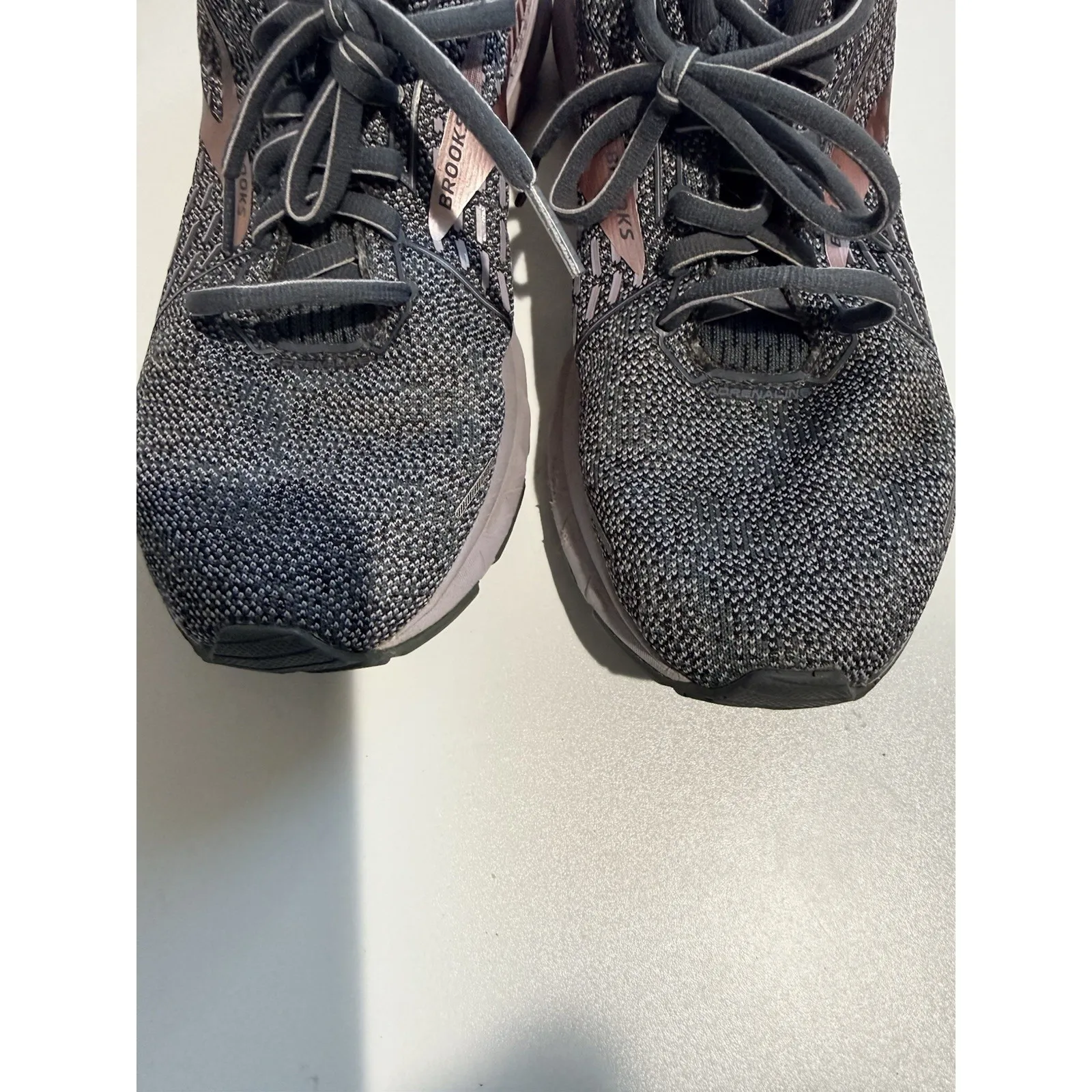 Brooks Women's Adrenaline GTS 21 Gray And Pink Running Shoes Size 9.5 Q - Image 9