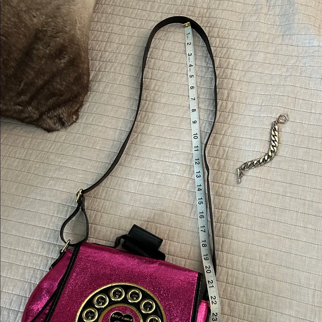 Betsey Johnson Hotline Retro Phone Crossbody bag in metallic fuchsia OS - Image 11