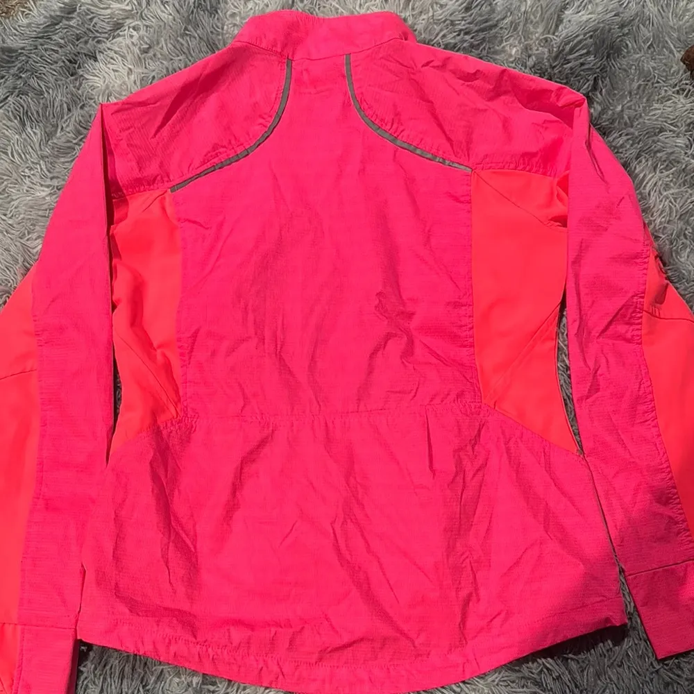 Avalanche Pink Ski Jacket with High Collar and Full-Length Zipper - Image 6