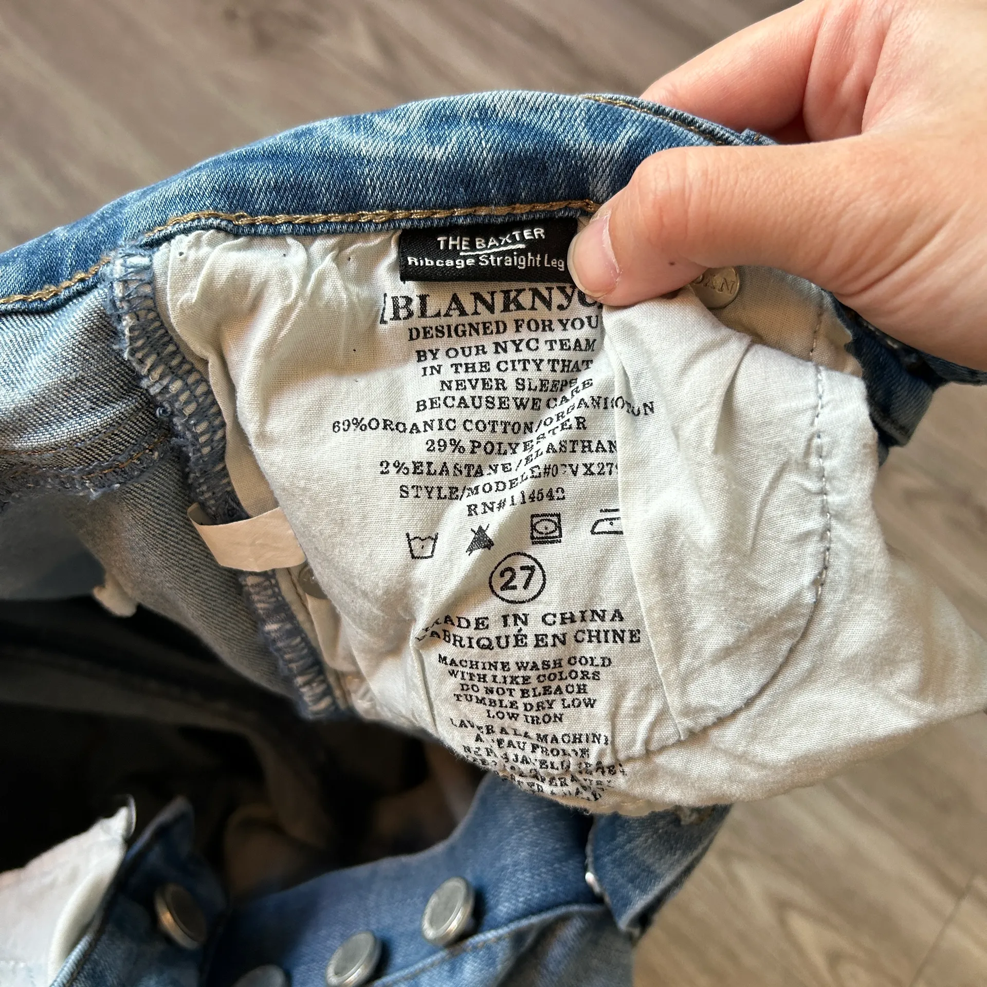 Blank NYC Baxter Rib Cage Ripped Distressed Jeans Straight Leg Size 27 - Image 6