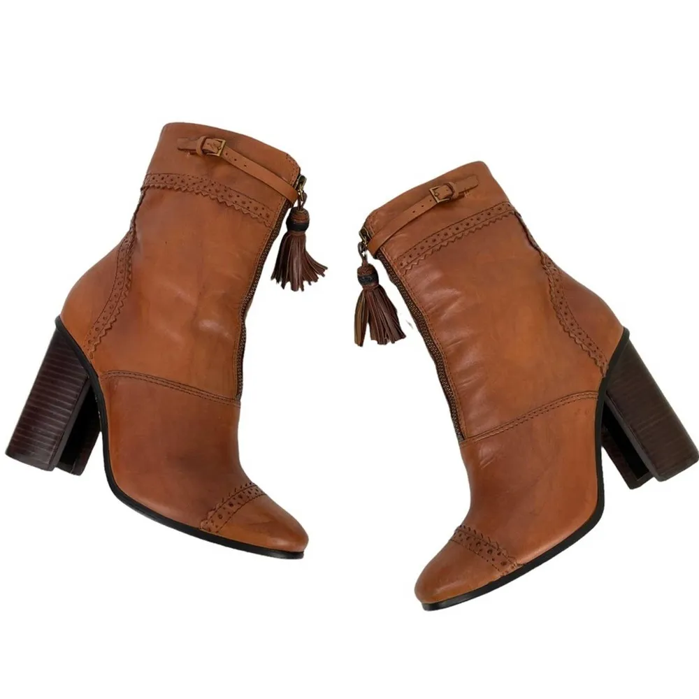 TORY BURCH Womens Size 8 Huxley Brown Leather Ankle Boots Tassel Zipper Shoes - Image 13