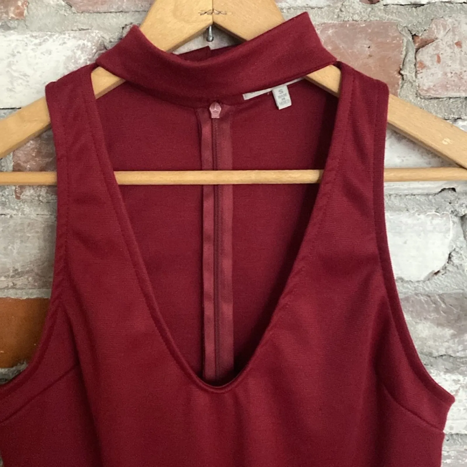 Charlotte Russe Red Chocker V Neck Bodysuit Size S - Image 2