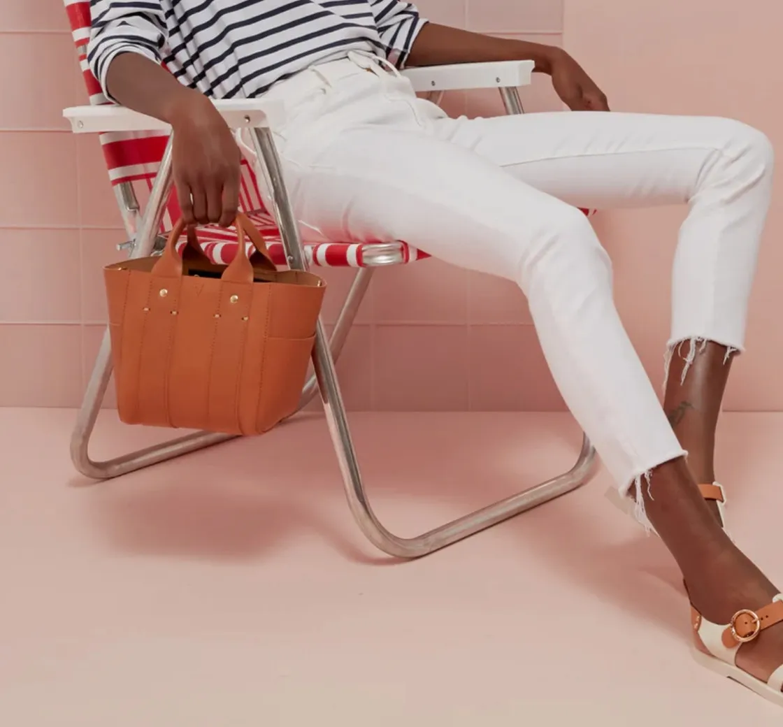 Mother High Waisted Looker Ankle Fray Jeans Size 26 Fairest of Them All White - Image 1