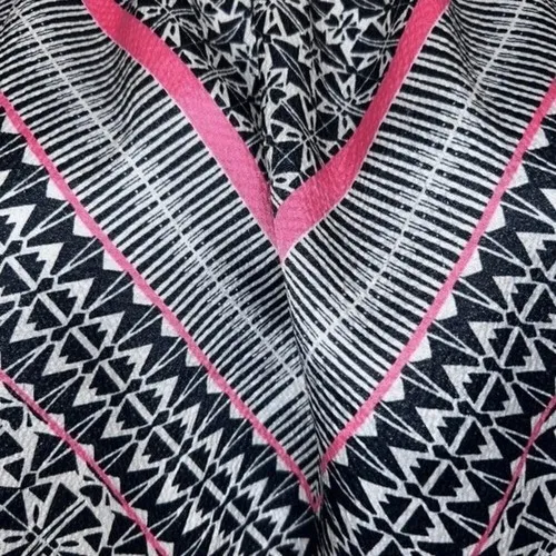 THE LIMITED  Black and ‎ Pink Chevron Print Tassel Tie Back Top NWOT Size XS - Image 4