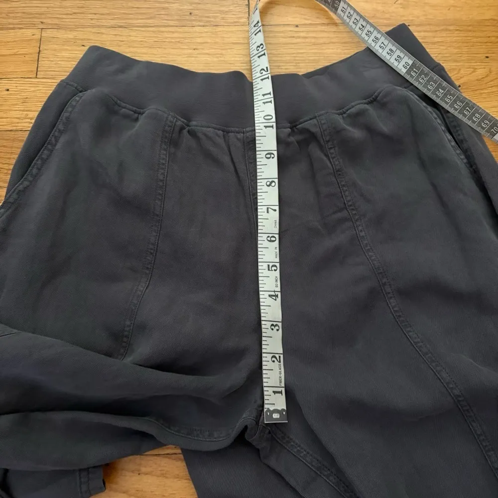 Faherty  Gray Taper Pull On Pants Size Small - Image 6