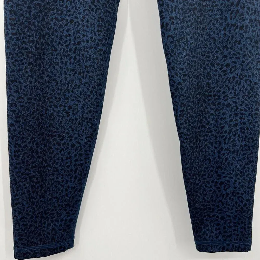 Sweaty Betty Blue Leopard Animal Print 7/8 Length Leggings Women’s Size Small‎ - Image 3