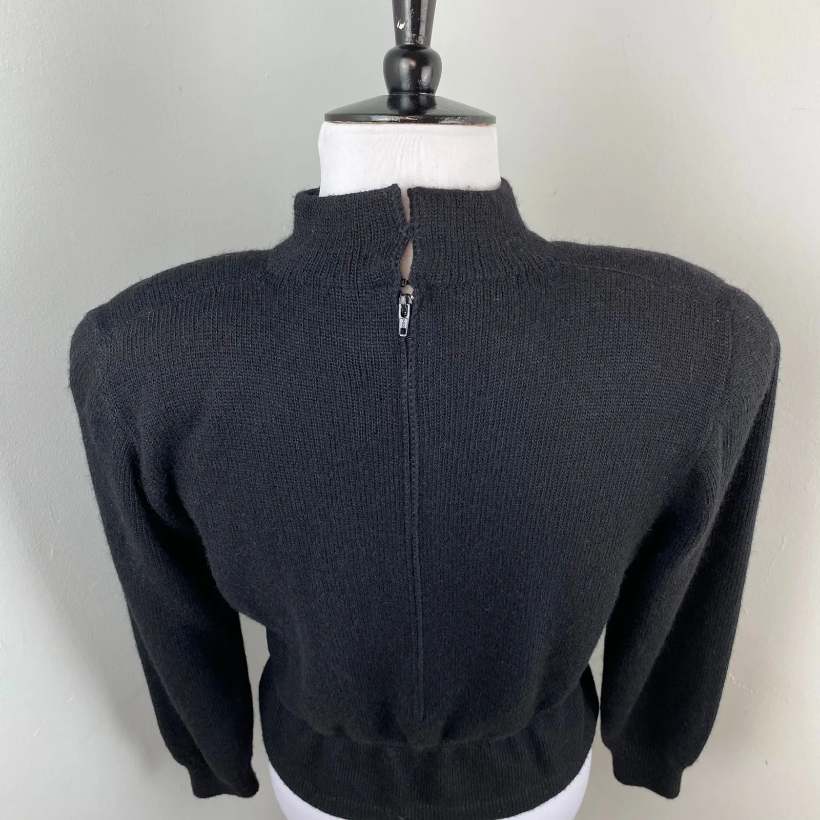 St. John 80s Black High Neck Gathered Waist  Peplum Santana Knit Sweater Size 6 - Image 7