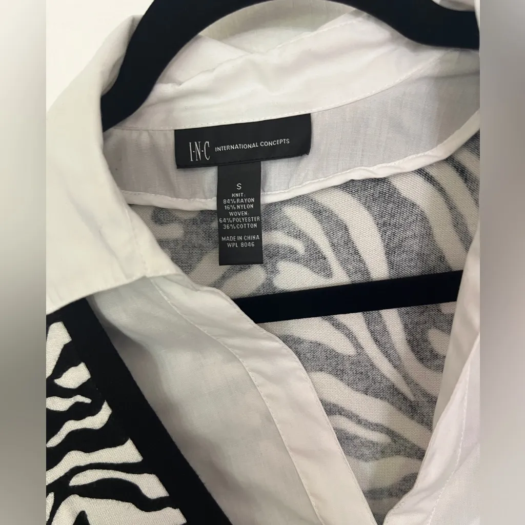 INC International Concepts Black and White Zebra Blouse - Image 2