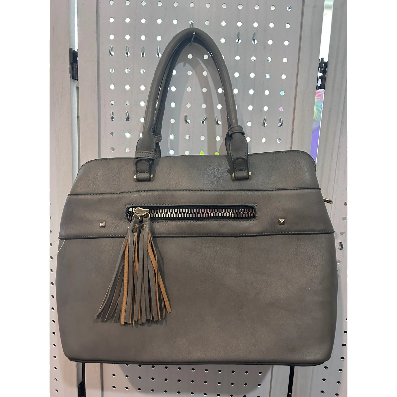 Chic‎ Faux Leather Tote Bag Gray Double Handle Top Zip Tassel Accent - Image 2