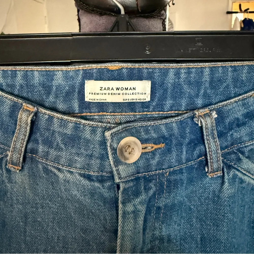 Zara Woman Embroidered Wide Leg Crop Jeans Size S - Image 5