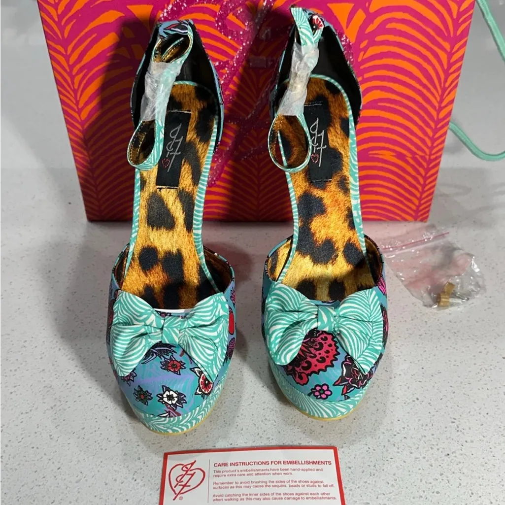 Colorful Platform Heels with Bow Detail - Image 2