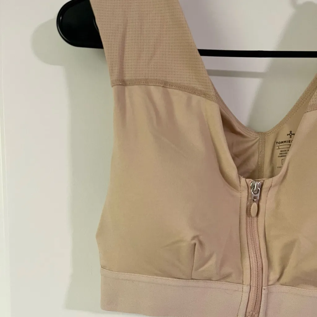 Tommie Copper Shoulder Support Bra with Front Zipper - Image 6
