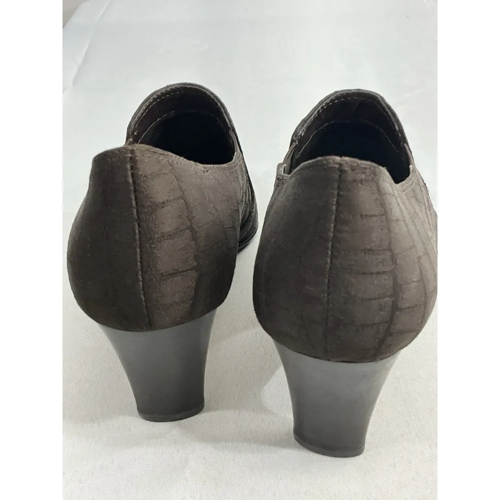 Womans Liz Claiborne Loafer Shoes 8 M Slip On Square Toe Heel Brown - Image 5