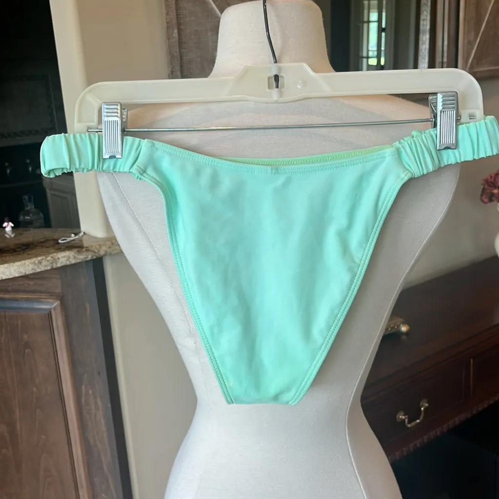 Mint Green Bikini Top Bottom Set Size undefined - Image 7